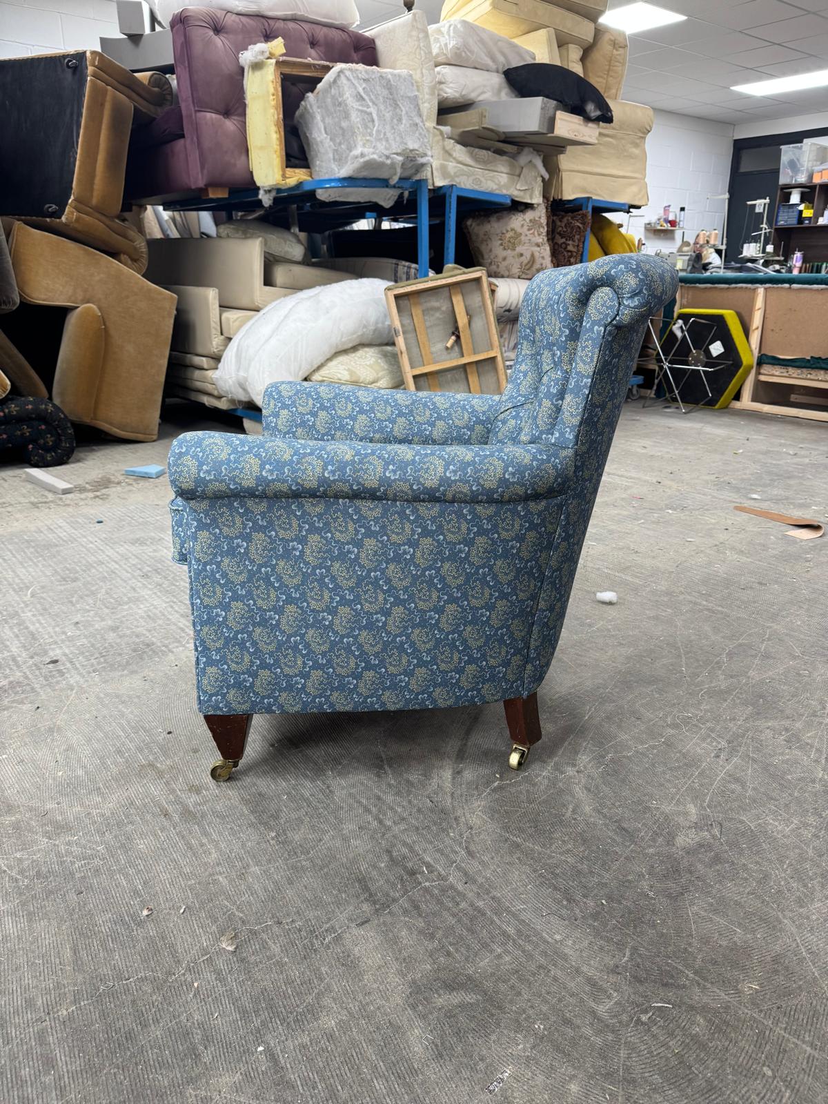 Green to blue pattern — after, view 1